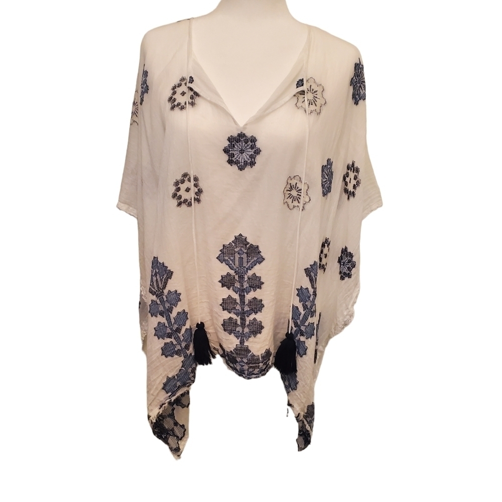 J.Jill One Size 100% Cotton Poncho White Blue Floral Swim Cover Up Tassle